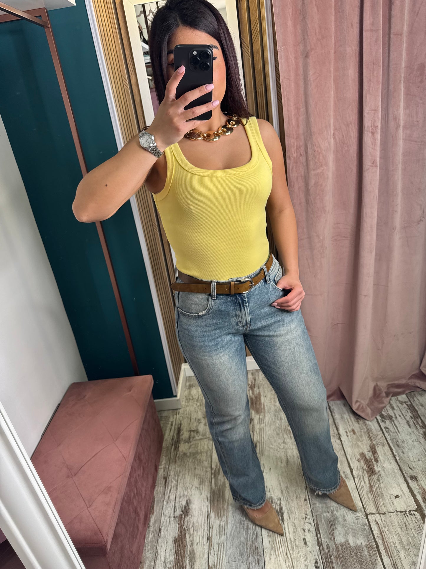 Jeans MomFit con cintura