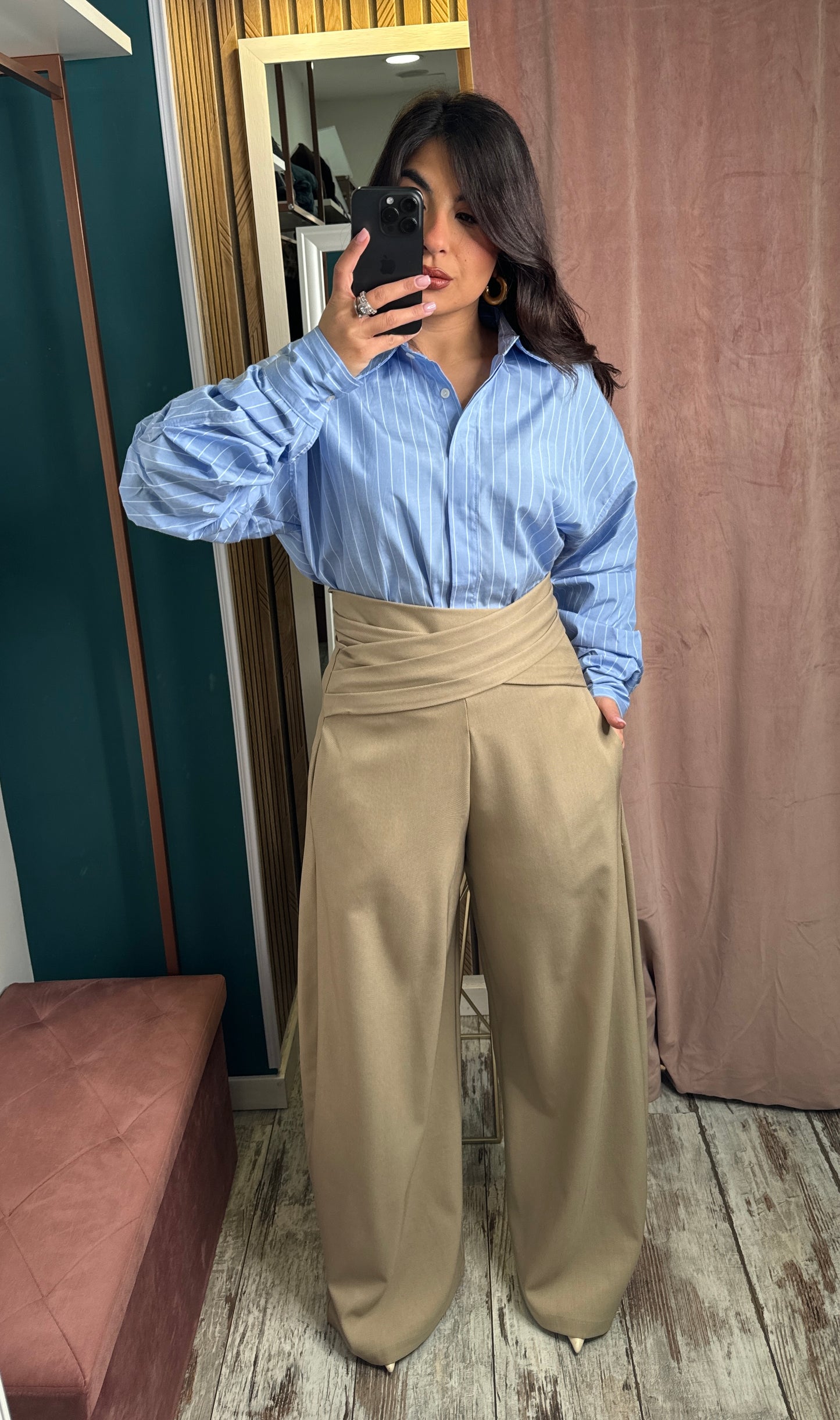Camicia azzurra rigata
