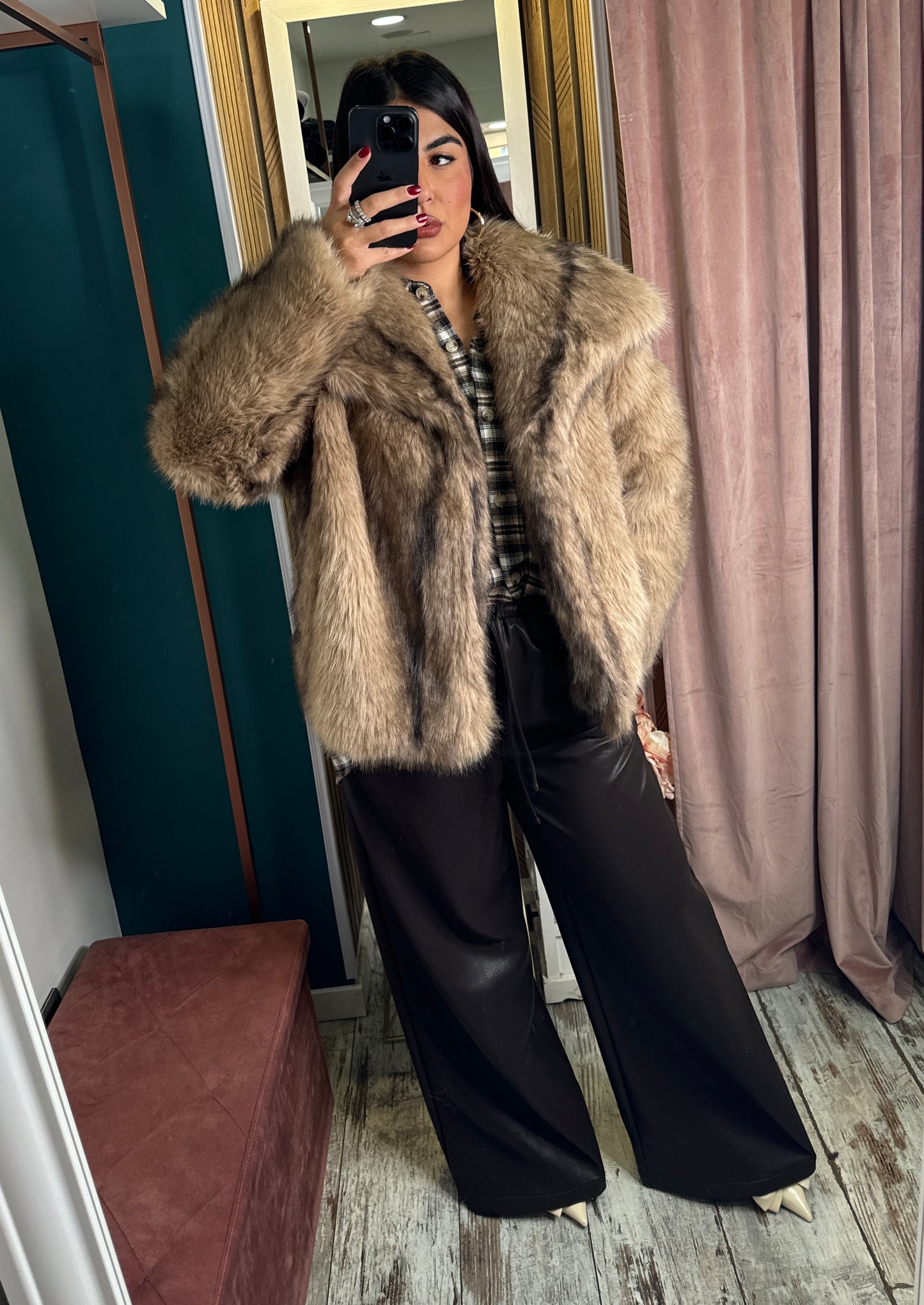 Pelliccia Monaco beige