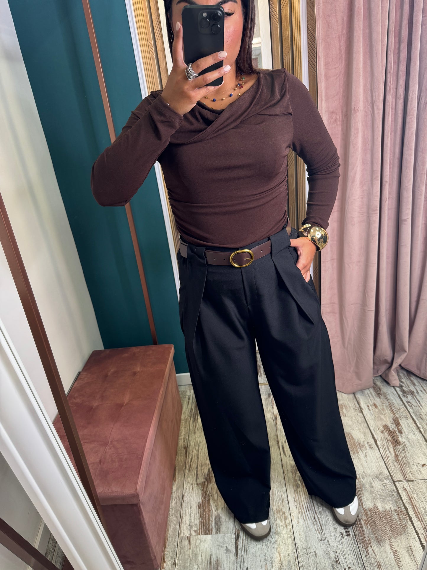 Pantaloni Dea