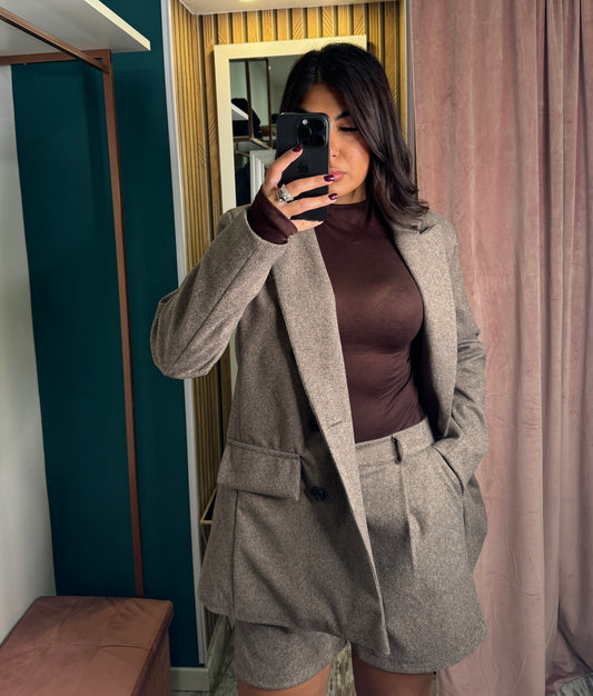 Tailleur shorts marrone