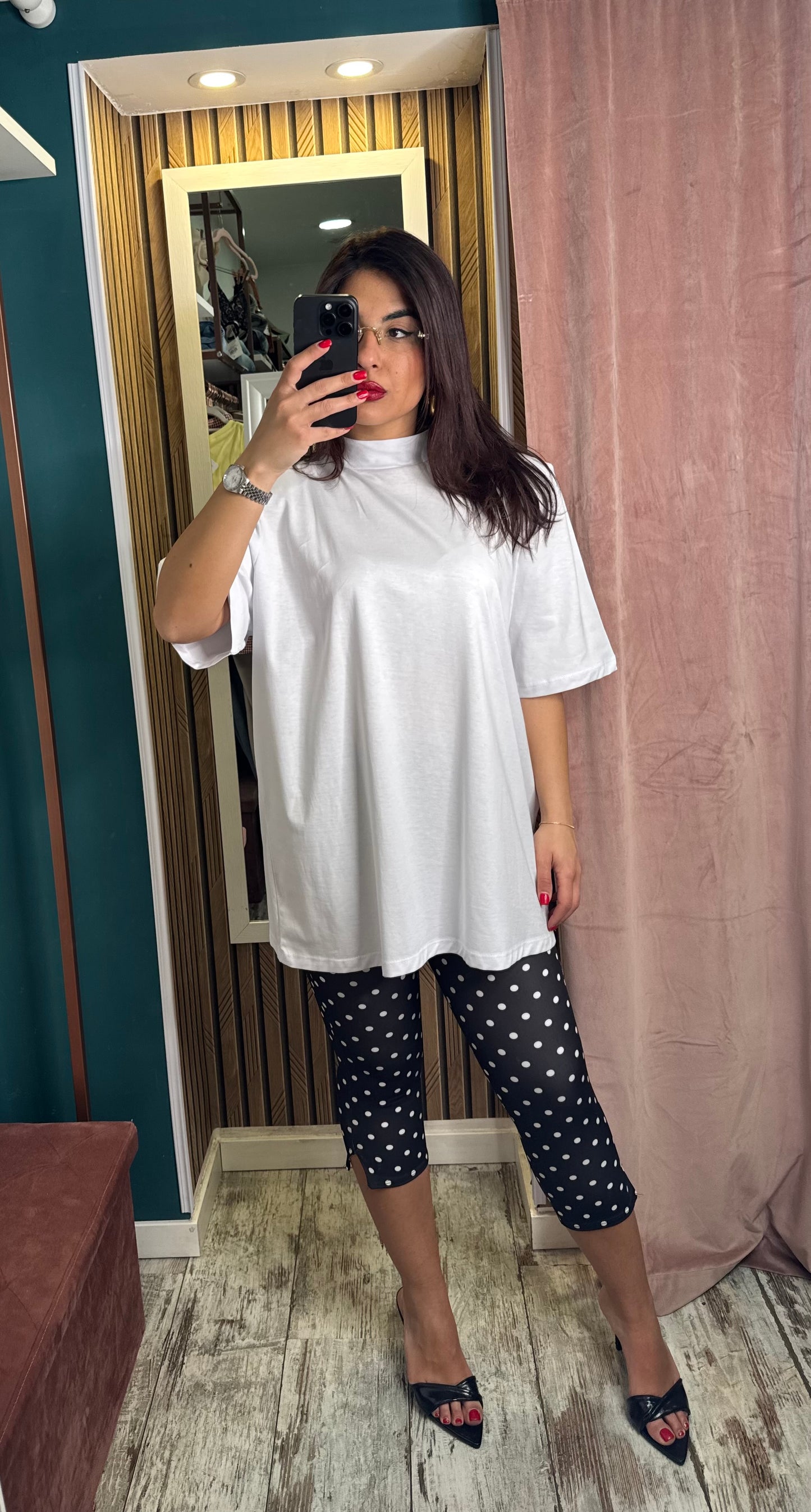 T-shirt spallina over