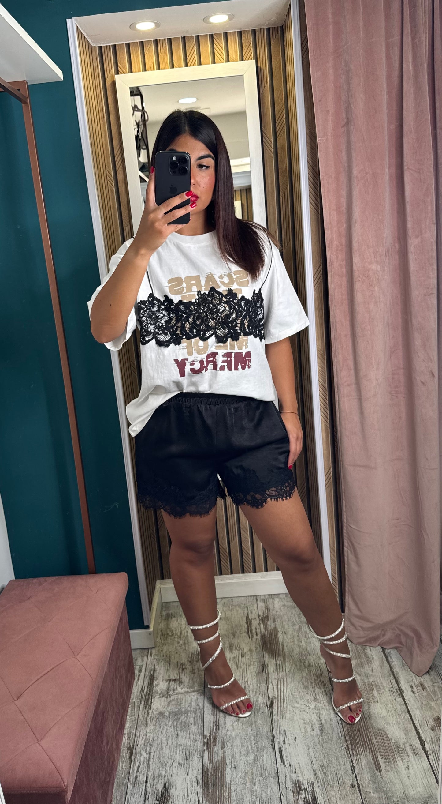 T-Shirt over Selene