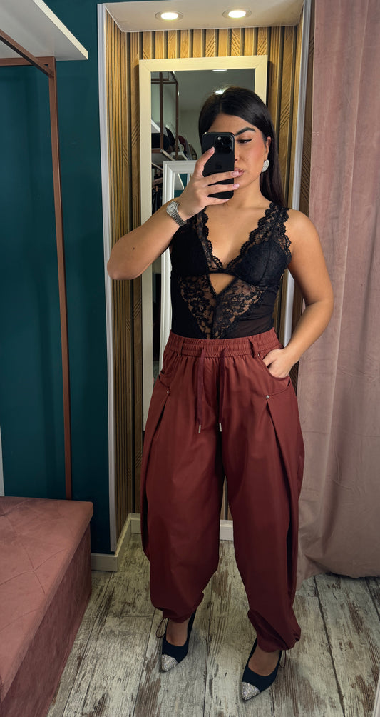 Pantaloni parachute coccio
