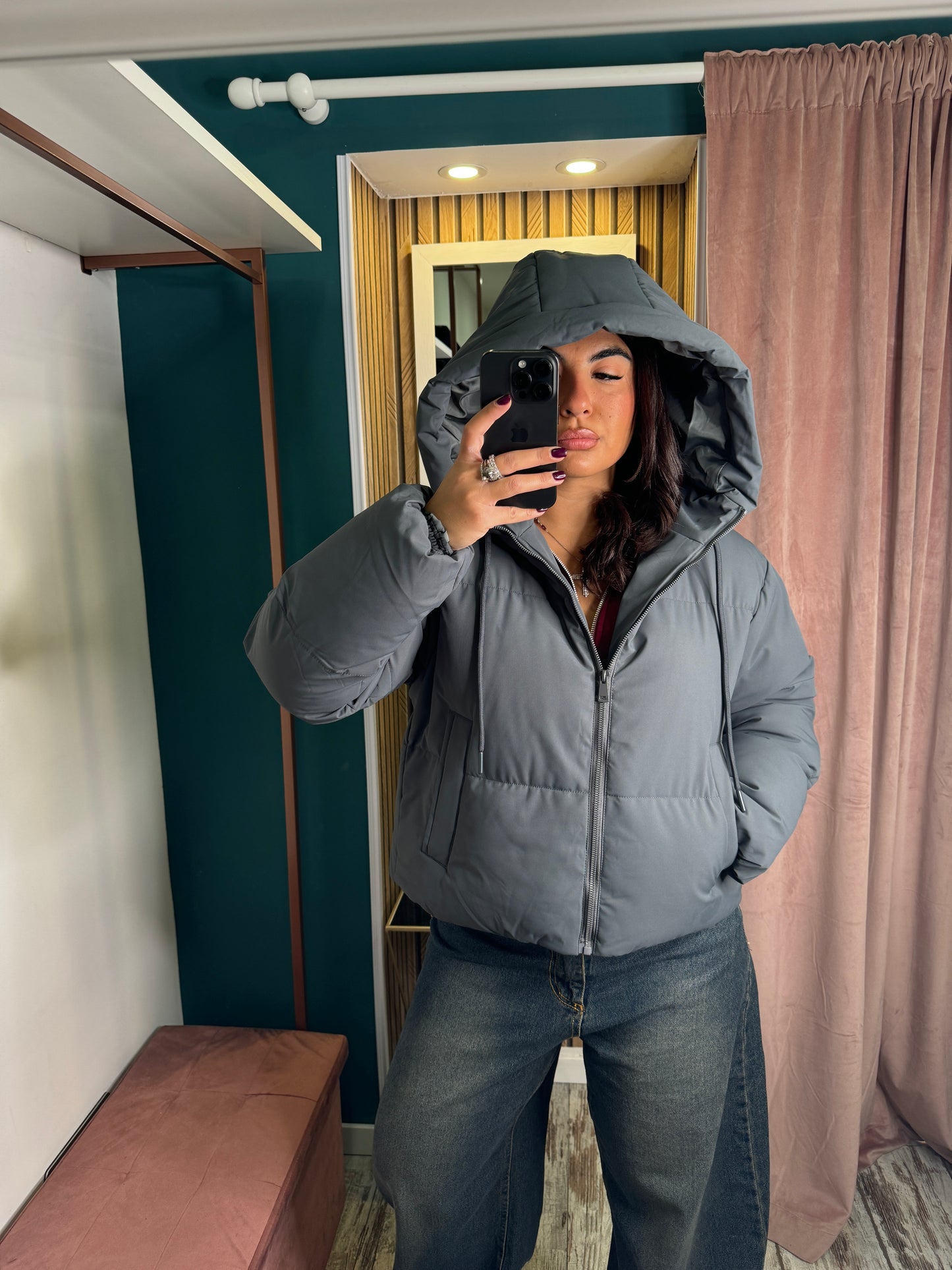 Piumino corto grigio