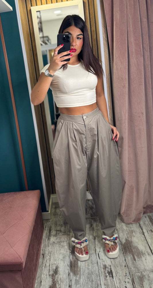 T-shirt crop top