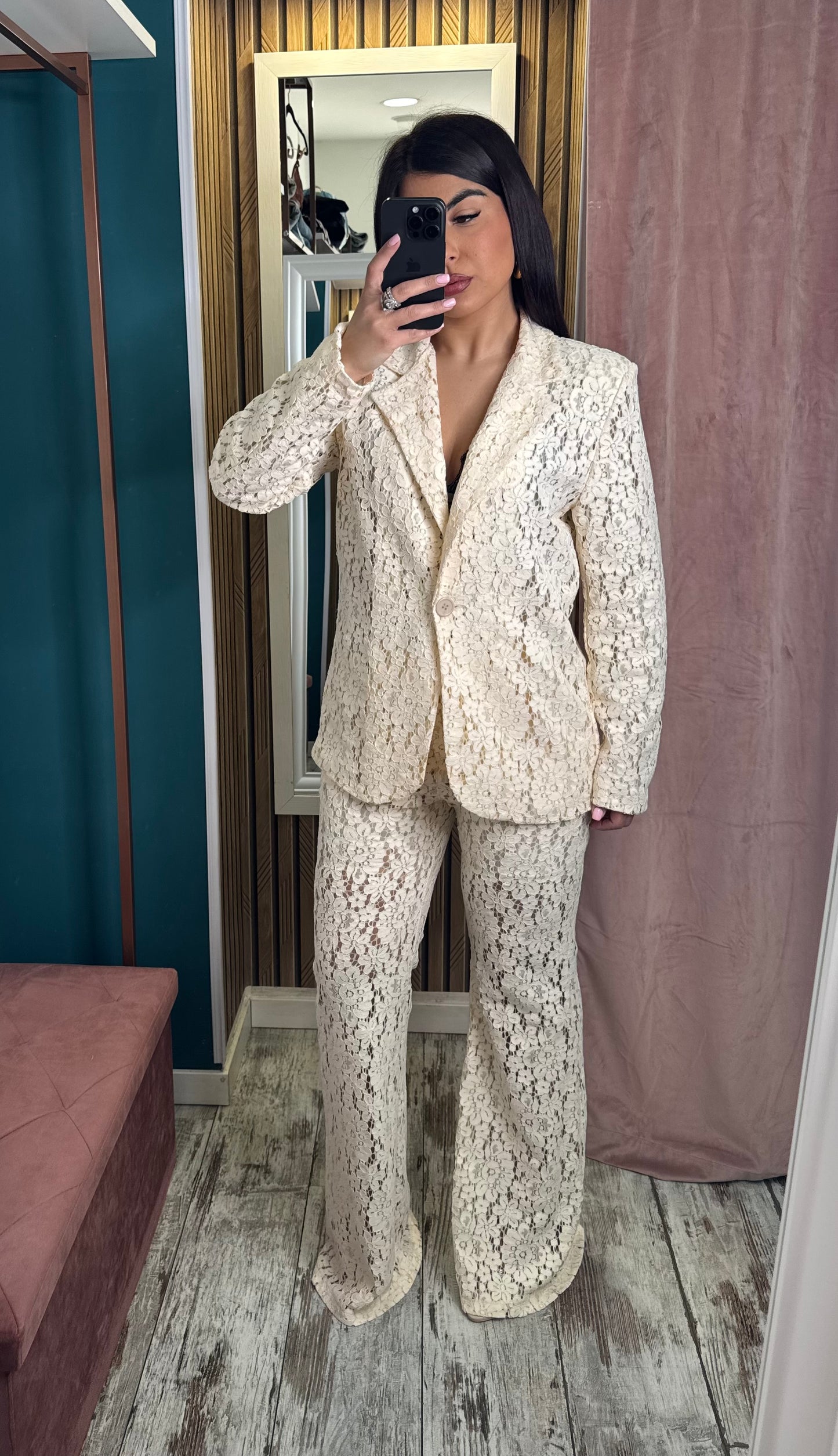 Tailleur beige macramè