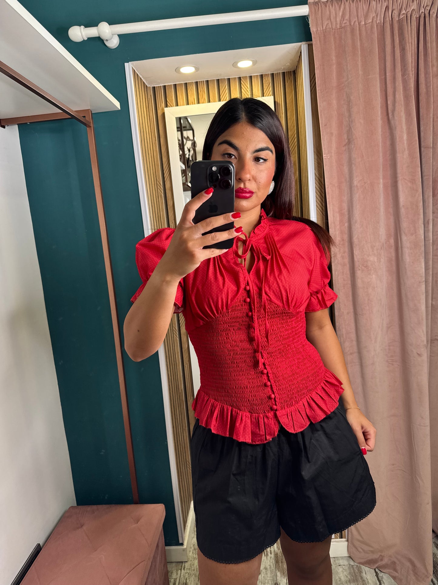 Top Nina