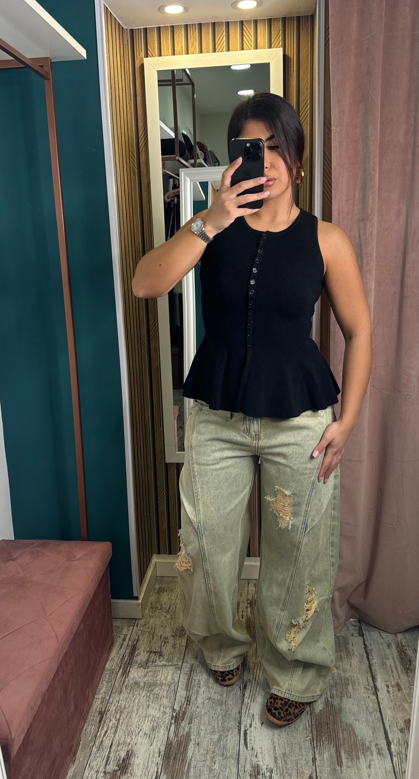 Top nero costine