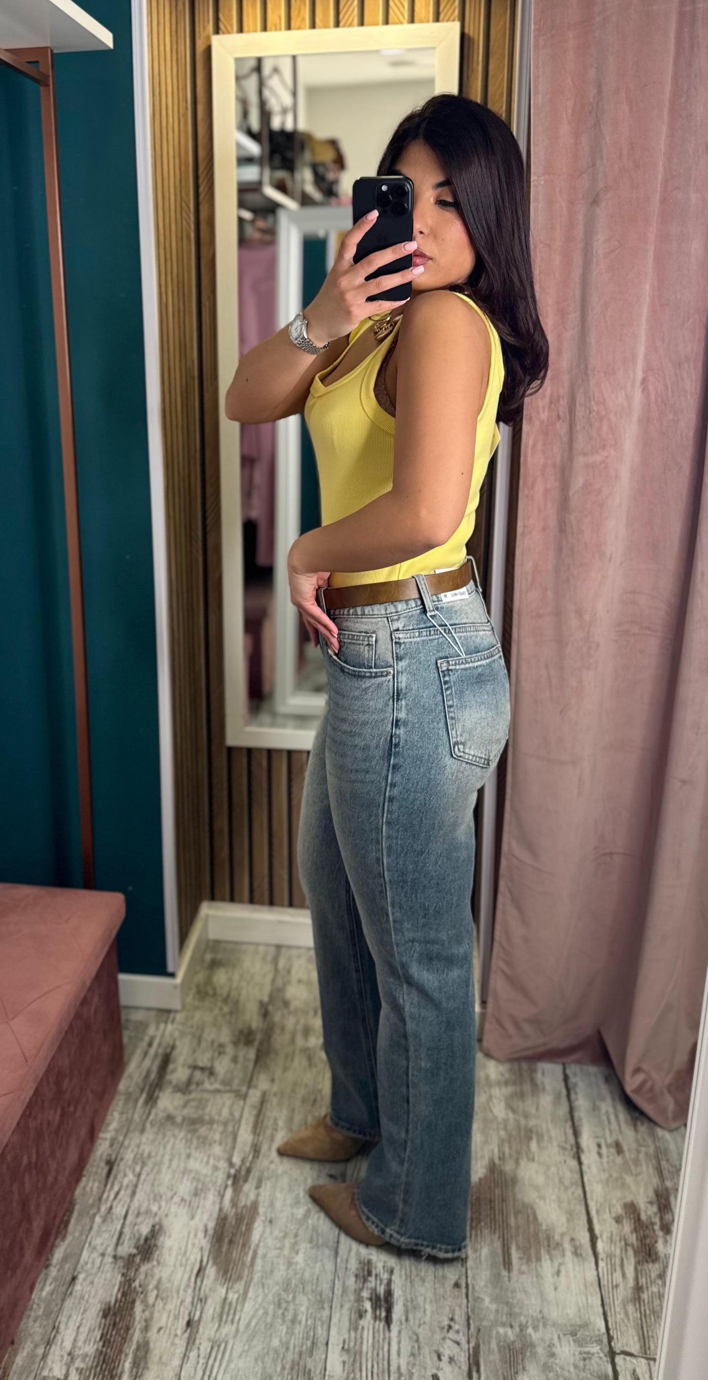 Jeans MomFit con cintura