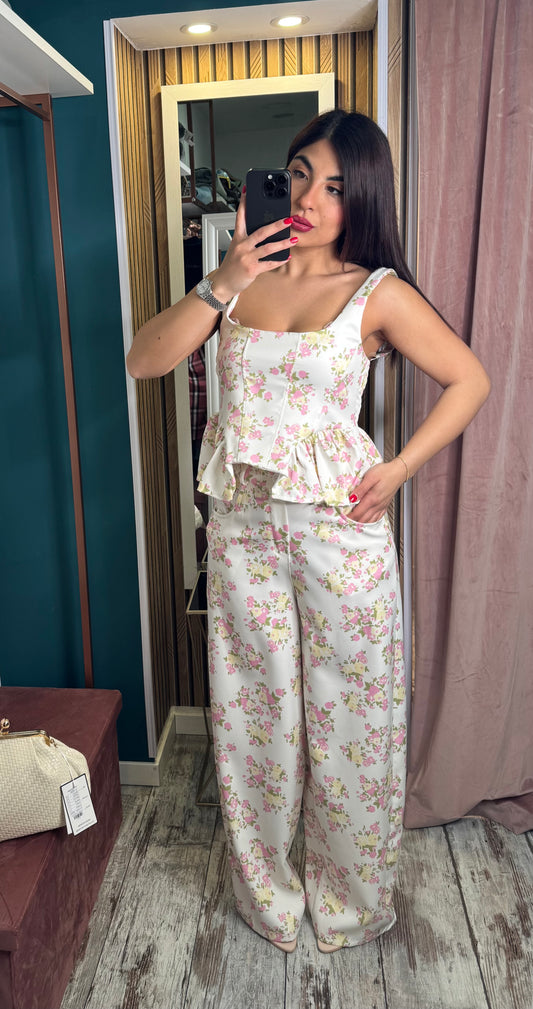 Coordinato bianco fiori