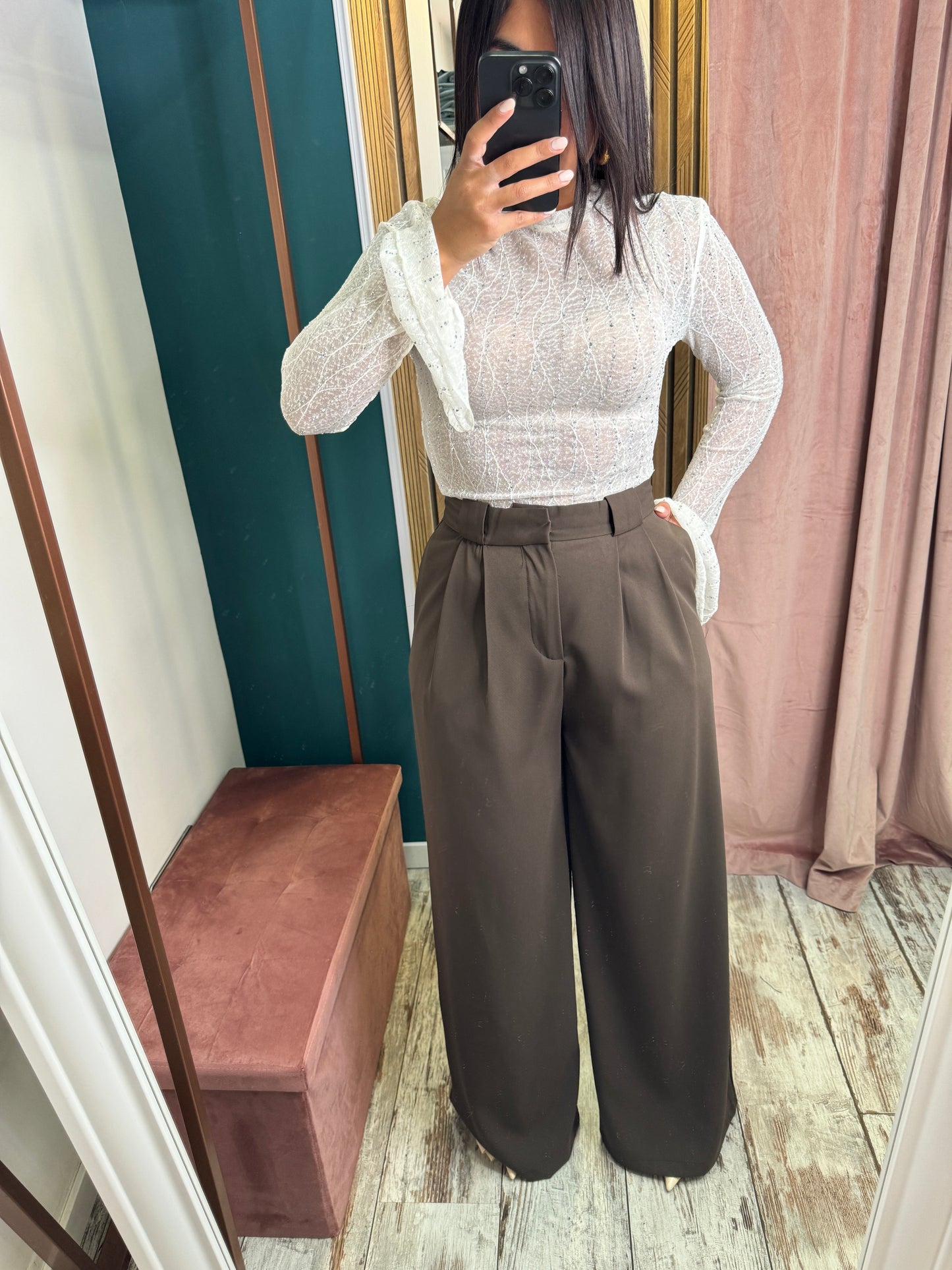 Pantaloni marroni palazzo