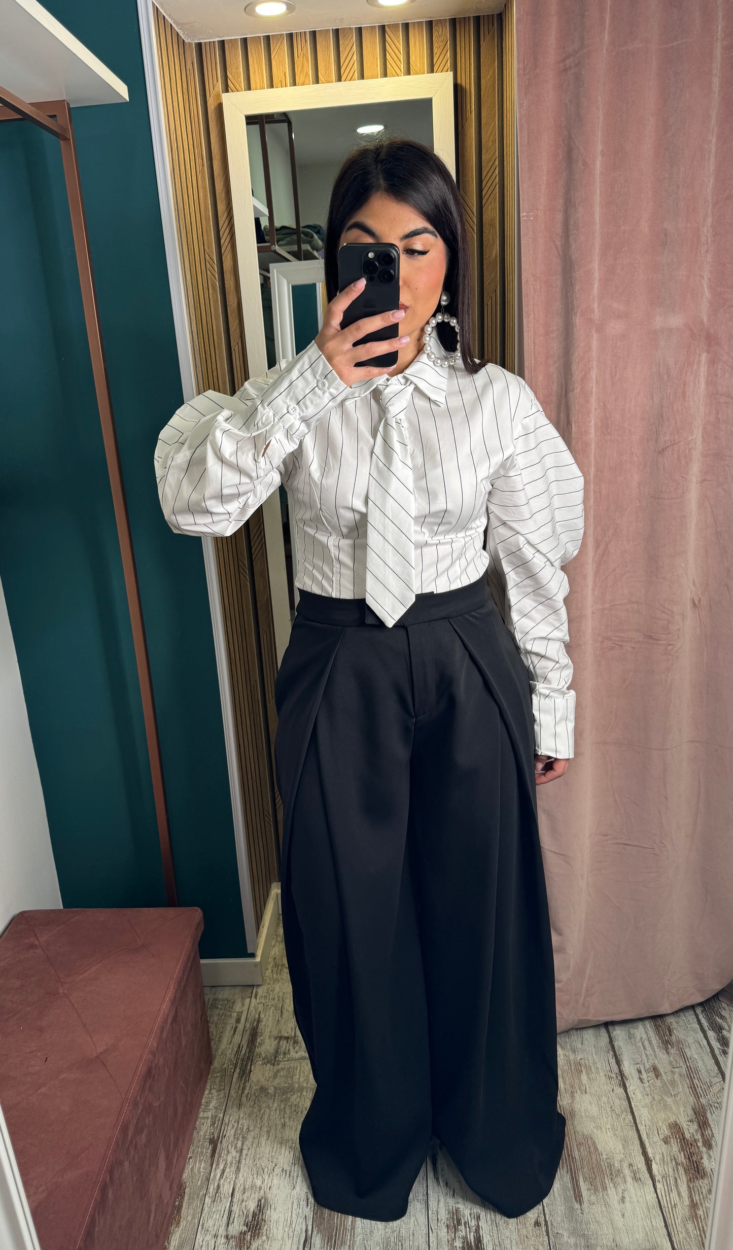 Camicia cravatta bianca