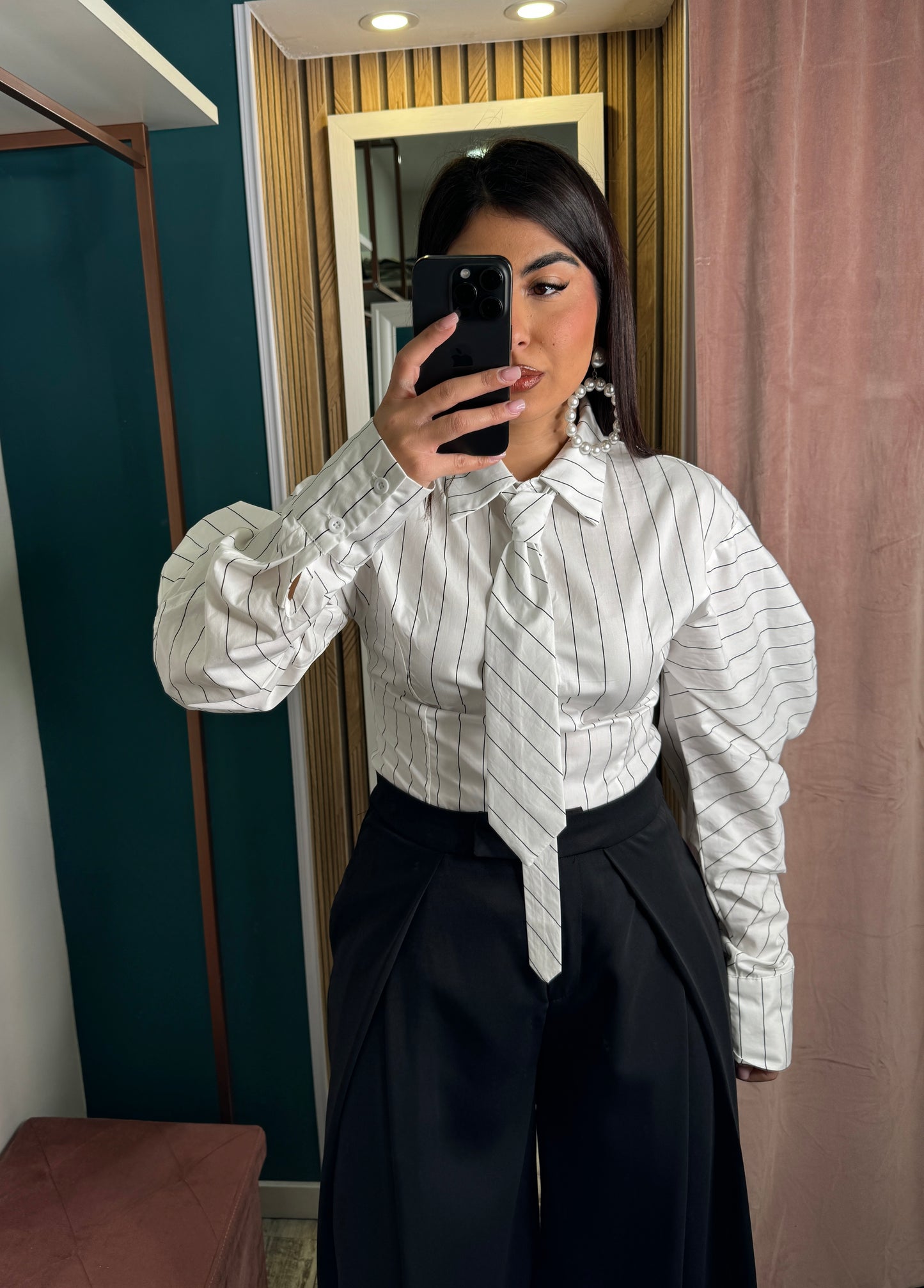 Camicia cravatta bianca