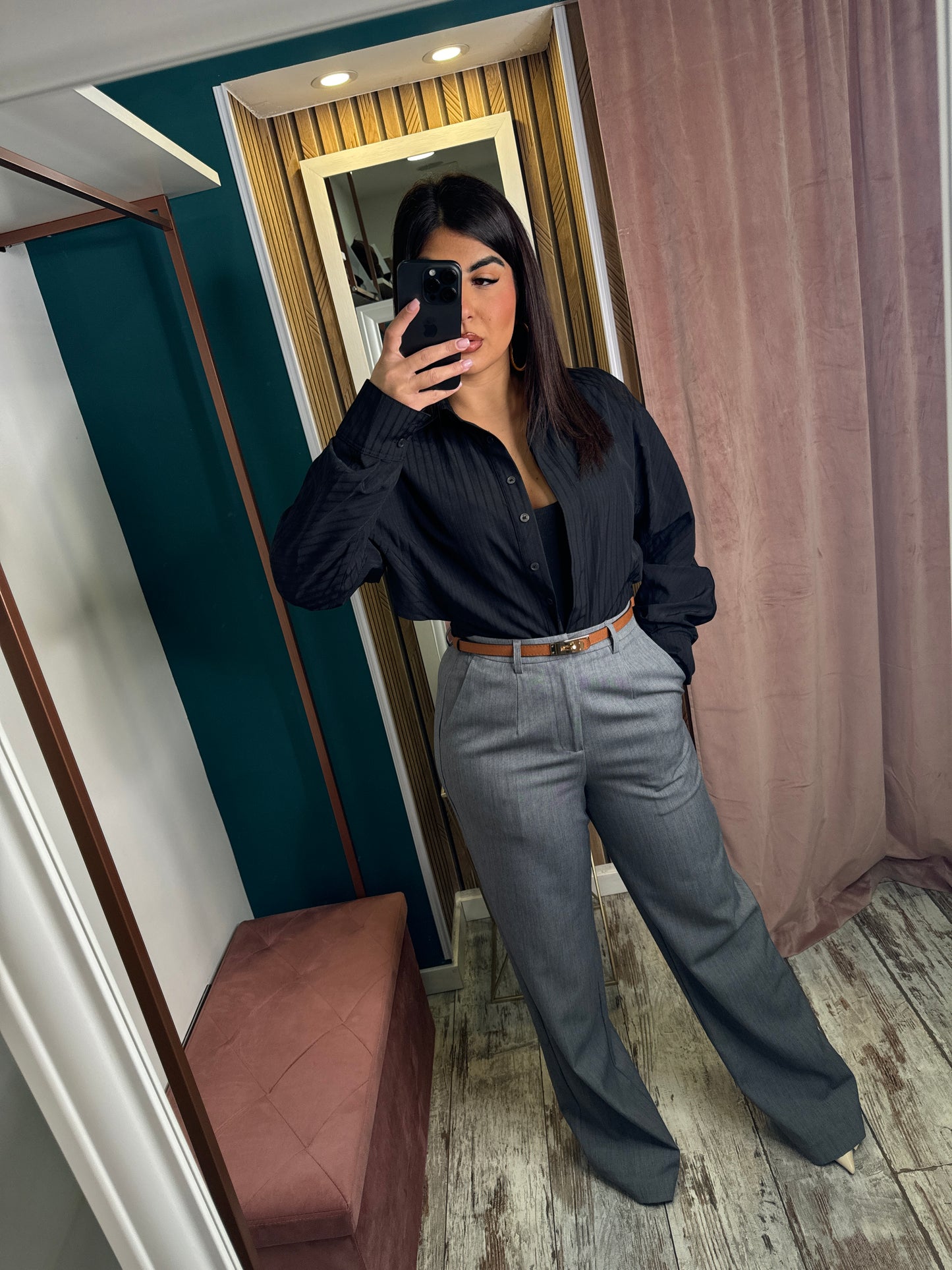 Pantaloni grigi