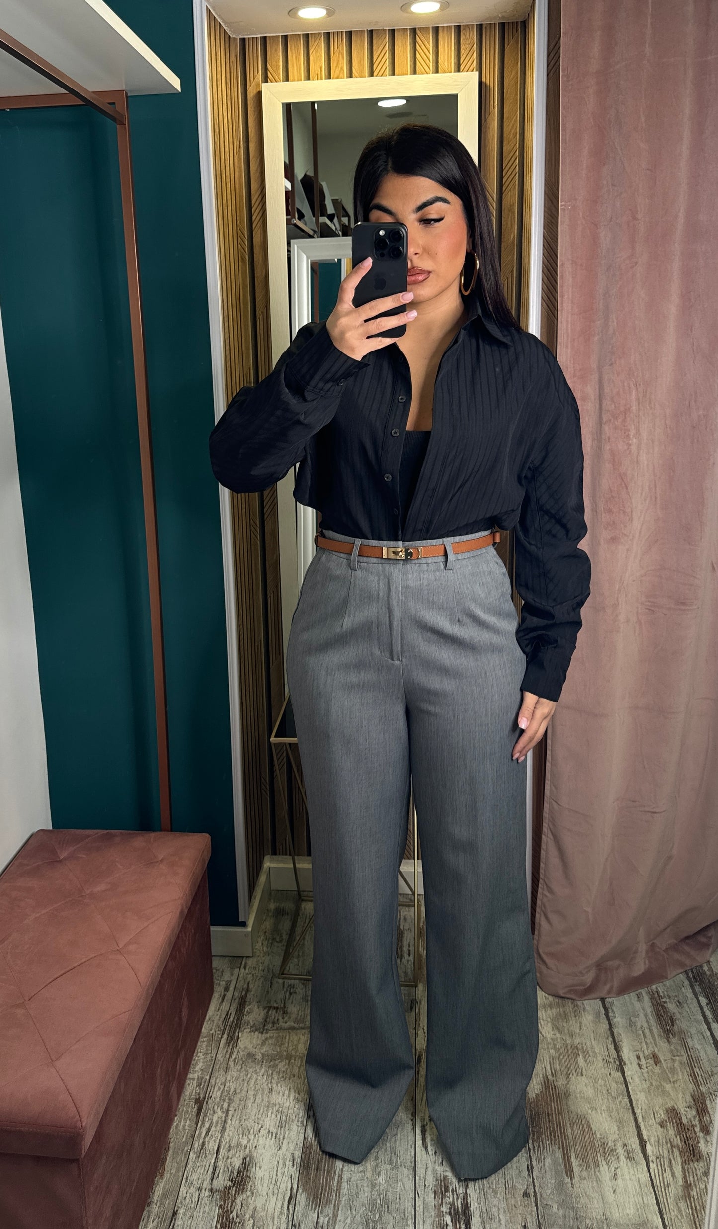 Pantaloni grigi
