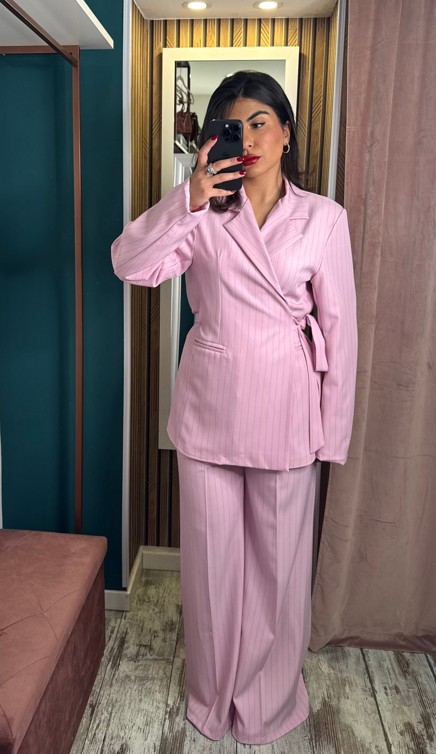 Tailleur rosa gessato