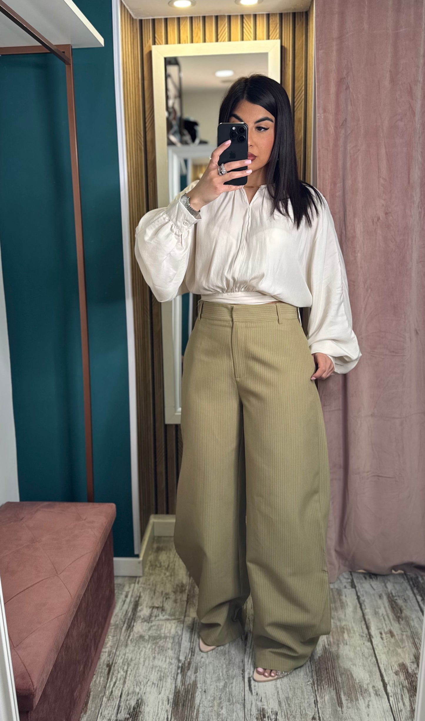 Pantaloni Hela righe olive