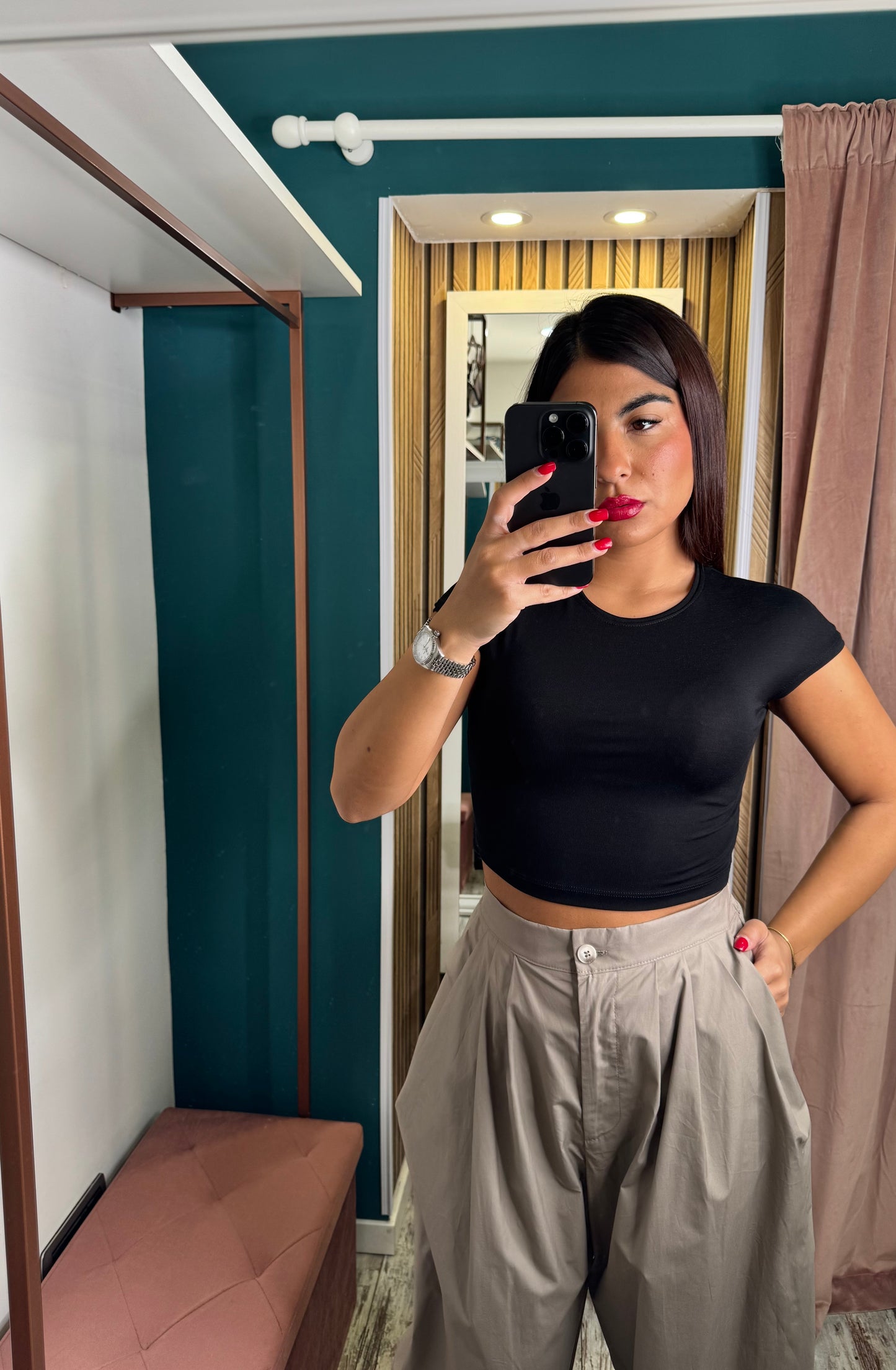 T-shirt crop top