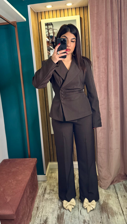 Tailleur Ylenia marrone
